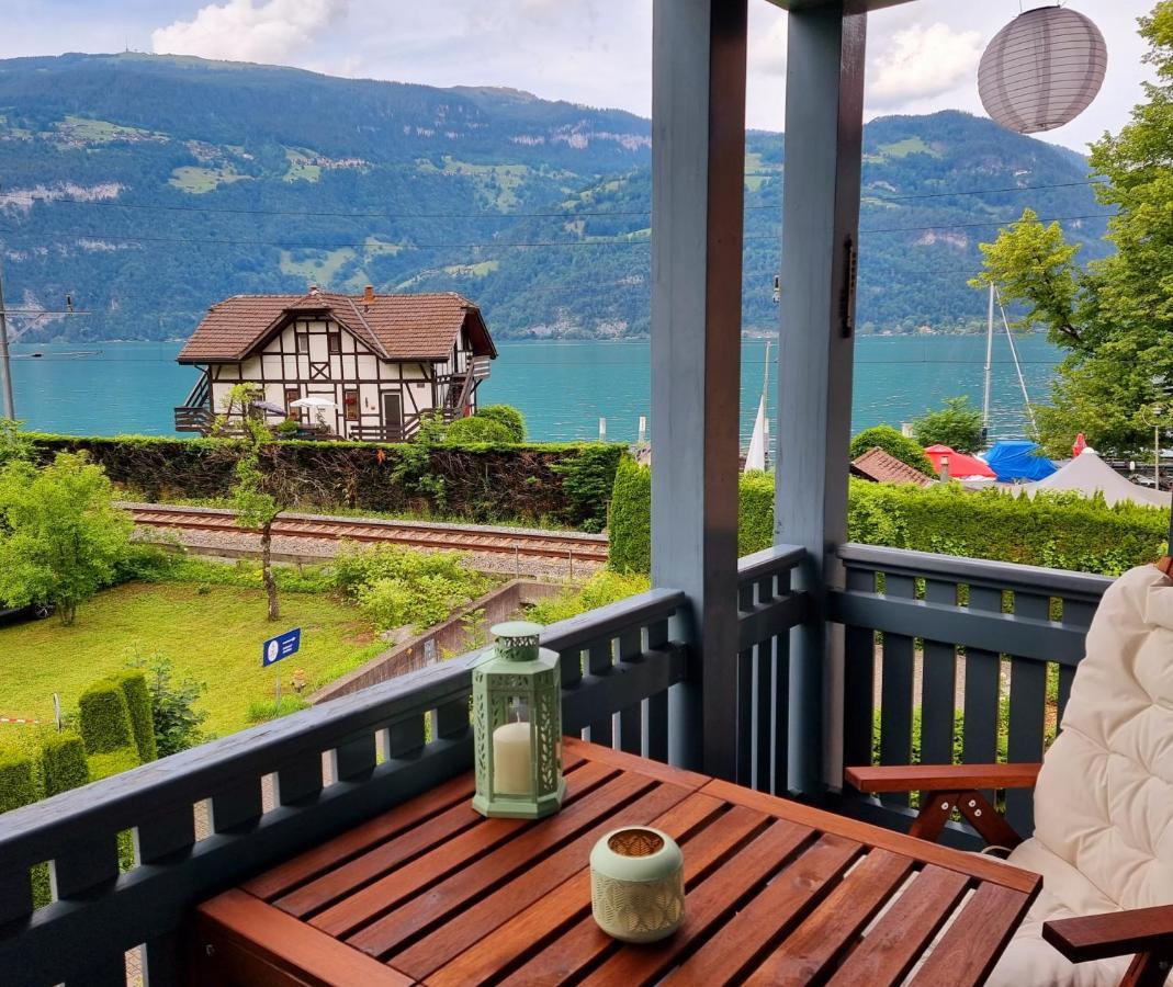 Strandhuesli Directly On Lake Thun Darligen Ngoại thất bức ảnh